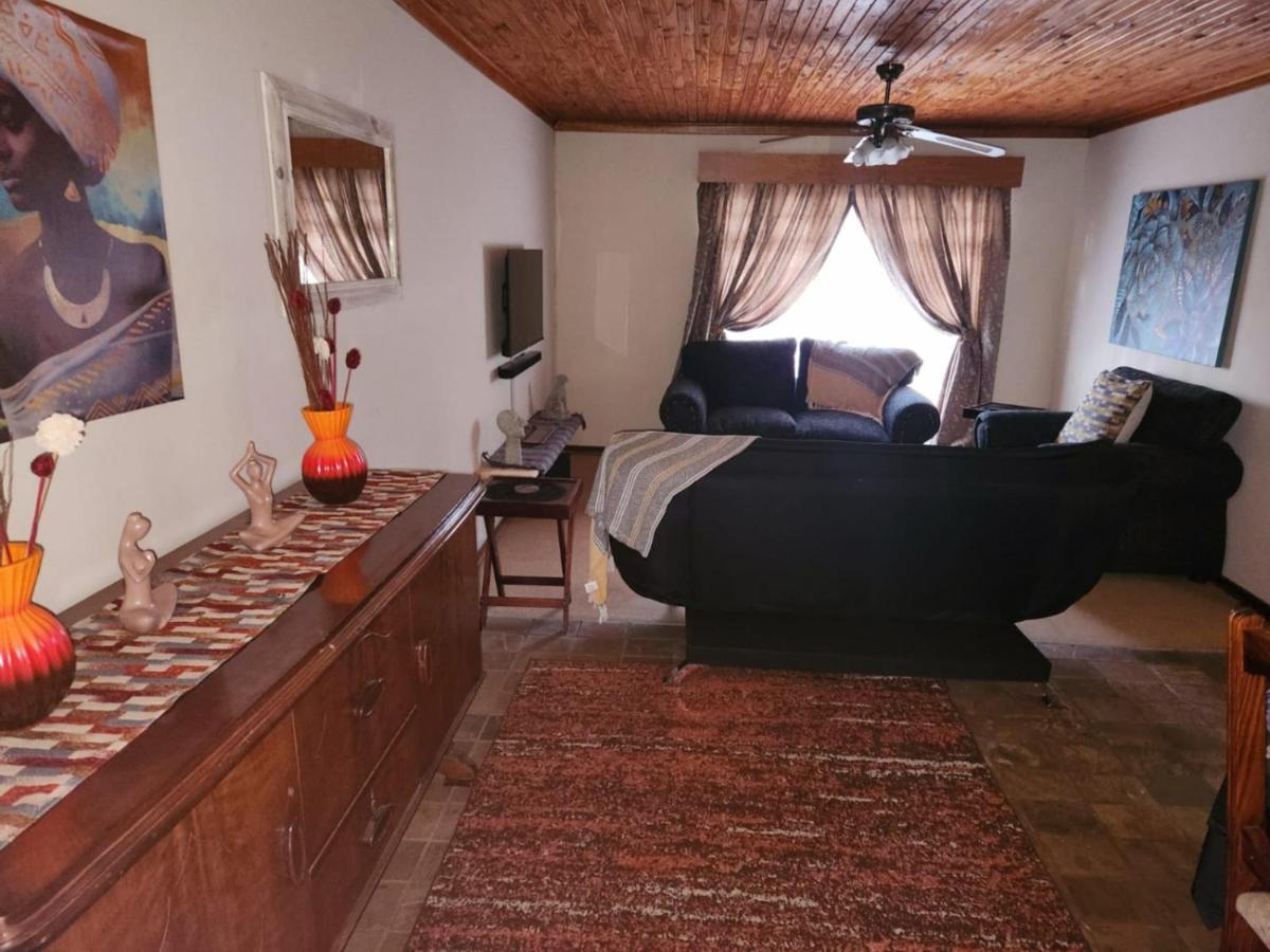 Apartment 5@stock *